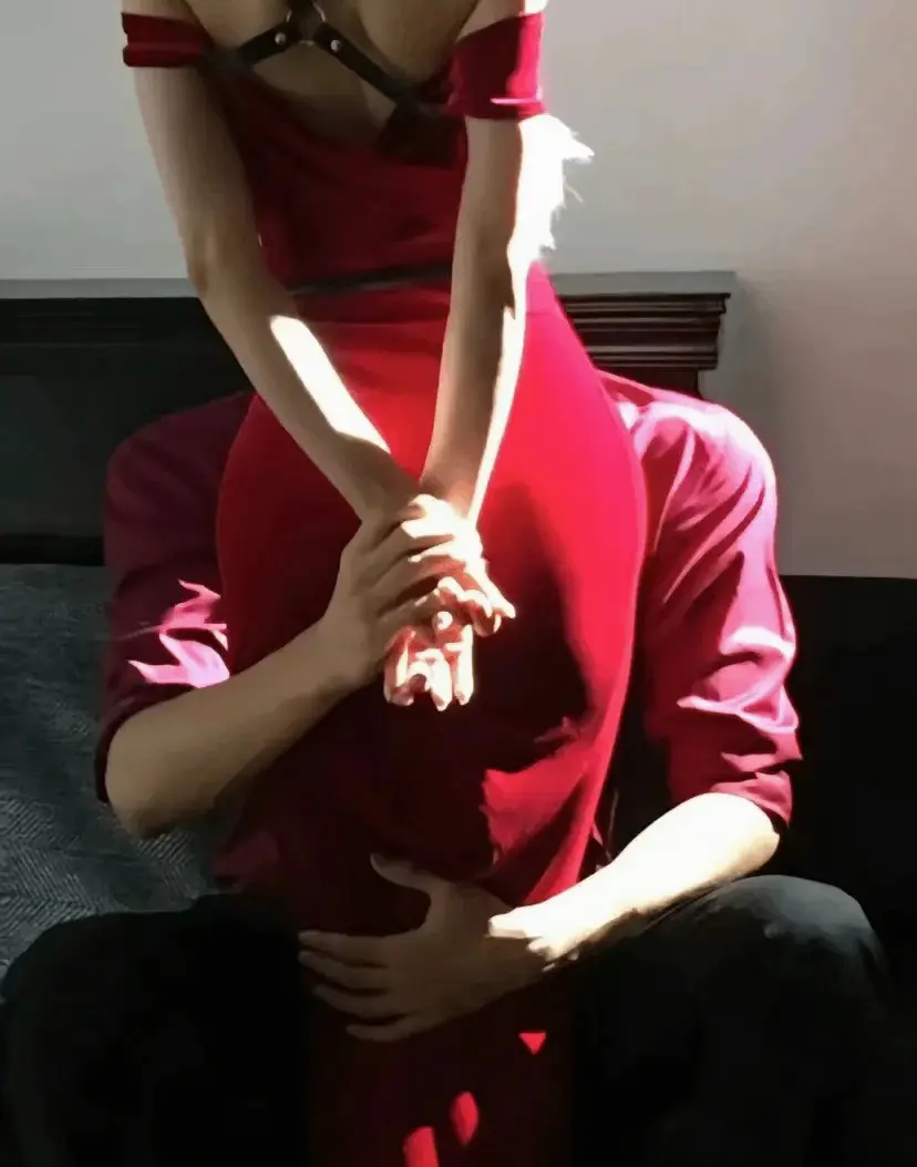 西檬之家-DT是什么？BDSM中Dirty Talk的奥秘与应用
